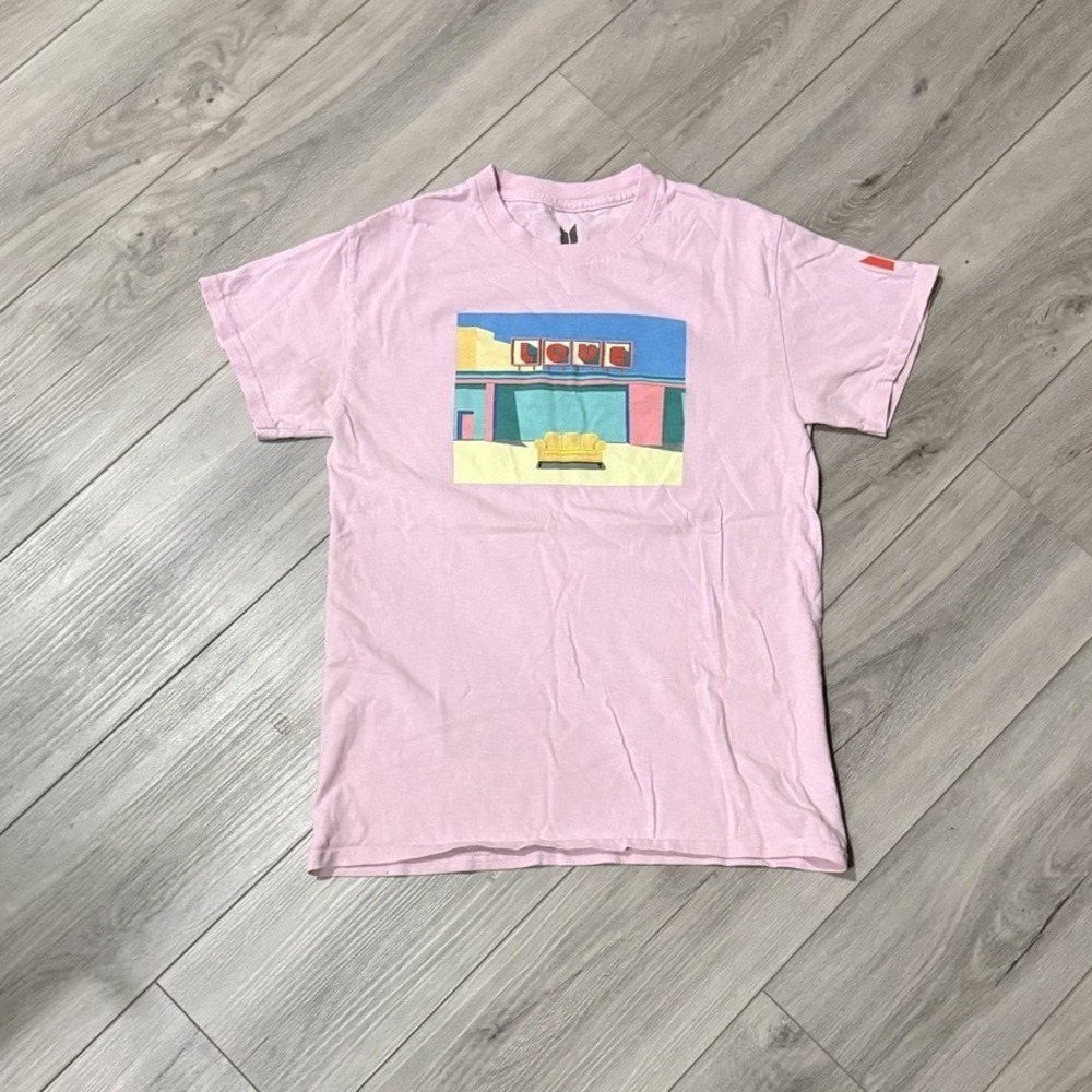 BTS Boy With Luv‎ Pink Graphic Tee S Kpop ARMY